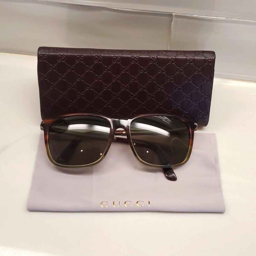 Gucci Brown Sunglasses with Case